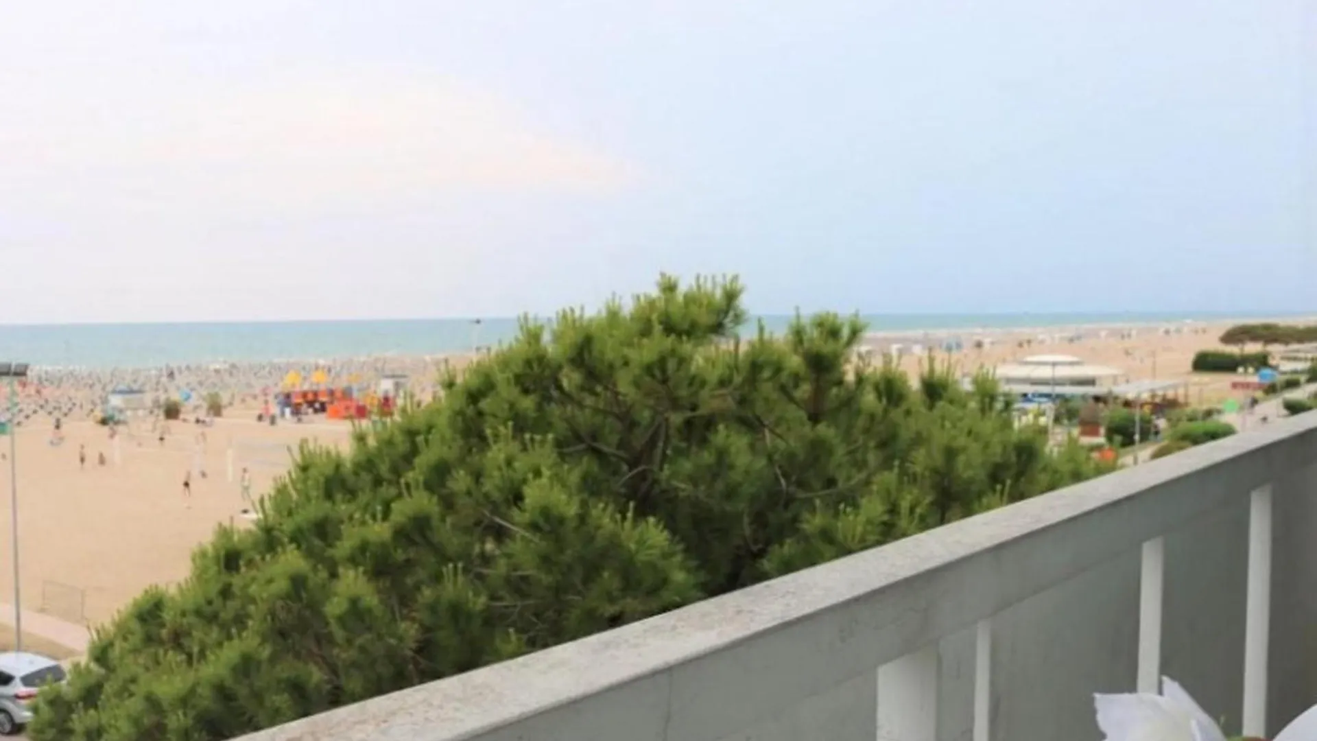 Comfort And Sea View - Beahost Bibione 0*,  Italy